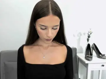 Bongacams Nude Webcam of EmilyDirty