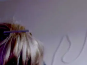 Bongacams Watch Live Sex Cams of karo131324