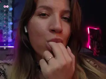 Bongacams Sex Cam of BloomBambi