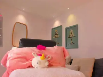 Bongacams Live Porn of KatieAngel