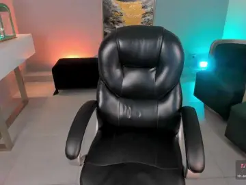 Bongacams Nude Webcam of MileyCruz