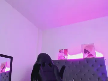 Cam4 Private Sex Chat of Ayliinn_