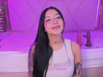 Cam4 Free Porn Cam of LeiaWong_