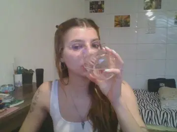 Cam4 Live Sex of babydemon6