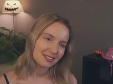 Cam4 Adult Webcam of MitzieParonto