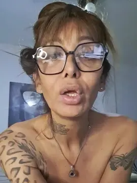 Cam4 Live Porn of Celcolucci