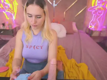 Cam4 Adult Webcam of LiliElfie