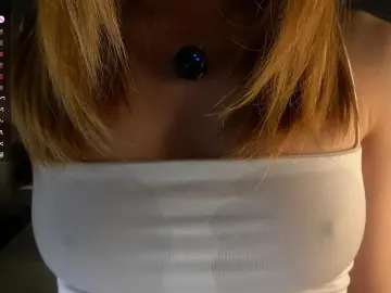 Cam4 Live Sex Cam of WanitaFakhouri