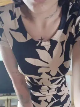 Cam4 Watch Live Sex Cams of nicky_hot4