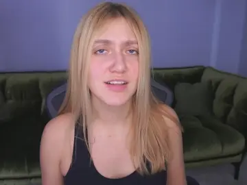 Cam4 Best Webcam of LollyLuxe