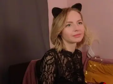 Cam4 Free Porn Cam of MarilynNoecker