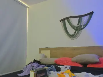 Cam4 Watch Live Sex Cams of carolina_25