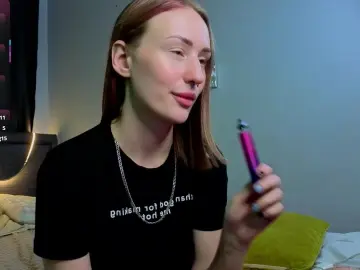 Cam4 Live Porn of MaxineCorrell