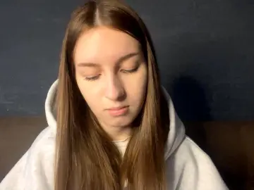 Cam4 Free Porn Cam of CeliaMulderig