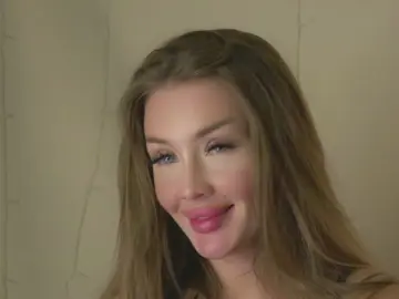 Cam4 Live Sex of AnnyBangs