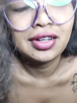 Cam4 Free Porn Cam of Chalohottt