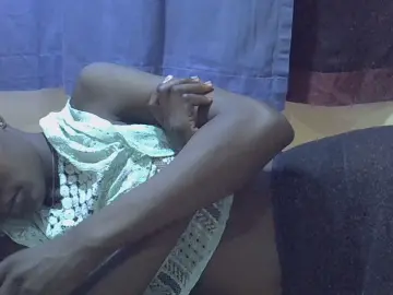 Cam4 Sex Cam of Creamypussie1