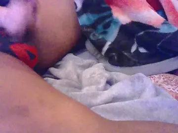 Cam4 Free Porn Cam of funoutdoors1