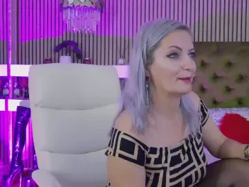 Cam4 Live Sex Cam of LadyTouch4u