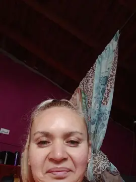 Cam4 Adult Video Chat of elie64