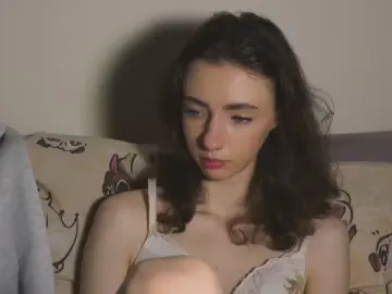 Cam4 Live Porn of LeotaZehnder