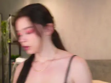 Cam4 Free Porn Cam of EngelBlowe