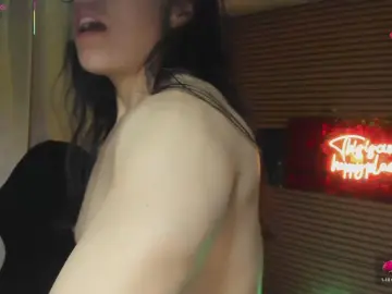 Cam4 Live Sex Cam of rosse_25