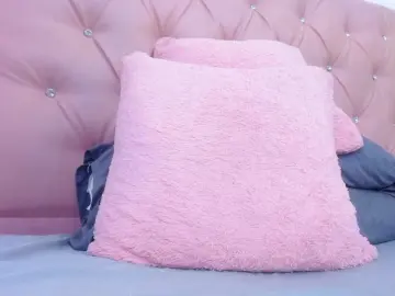 Cam4 Free Porn Cam of emily_cross