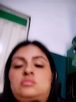 Cam4 Live Sex Cam of Linda_35