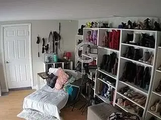 Camsoda Live Sex Cam of voyeurcam-missoliviablack-03