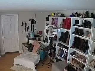 Camsoda Adult Webcam of voyeurcam-missoliviablack-03