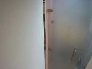 Camsoda Free Live Porn of voyeurcam-casa-salsa-shower-1