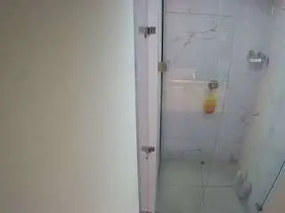 Camsoda Nude Webcam of voyeurcam-casa-salsa-shower-1