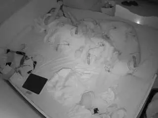 Camsoda Best Webcam of voyeurcam-julmodels-greybed-1