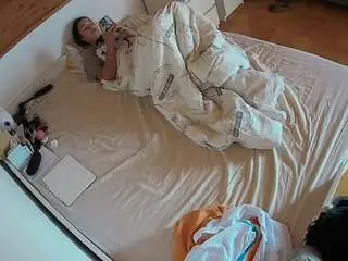 Camsoda Best Webcam of voyeurcam-julmodels-greybed-1