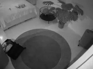 Camsoda Free Live Porn of voyeurcam-julmodels-whitebed-5