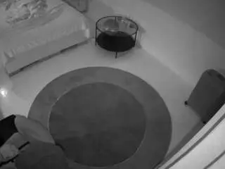 Camsoda Best Webcam of voyeurcam-julmodels-whitebed-5