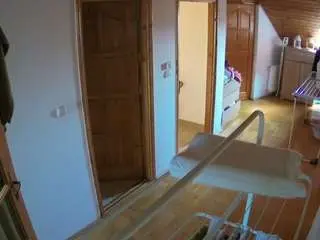 Camsoda Adult Webcams of voyeurcam-julmodels-hall-2nd