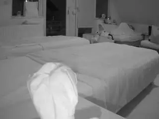 Camsoda Adult Video Chat of voyeurcam-julmodels-bed-2