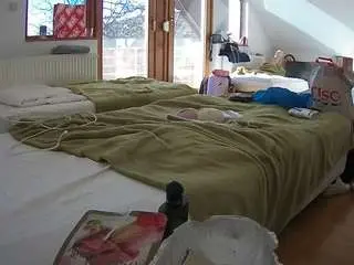 Camsoda Free Porn Cam of voyeurcam-julmodels-bed-2