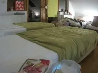 Camsoda Best Webcam of voyeurcam-julmodels-bed-2