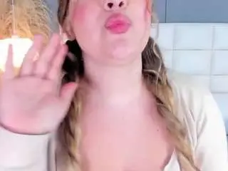 Camsoda Free Live Porn of miaavixenn