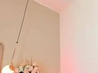 Camsoda Best Webcam of saraa-blonde