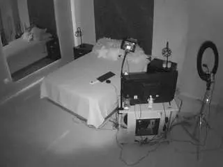 Camsoda Adult Webcam of voyeurcam-casa-salsa-bedroom-4