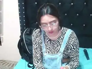 Camsoda Free Live Porn of sarayxmoore