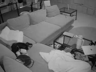 Camsoda Live Porn of voyeurcam-julmodels-living-3