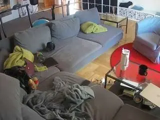 Camsoda Free Porn Cam of voyeurcam-julmodels-living-3