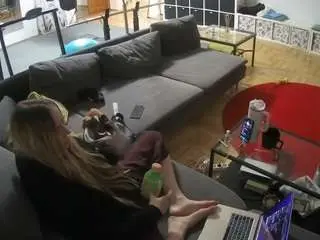 Camsoda Live Sex of voyeurcam-julmodels-living-3