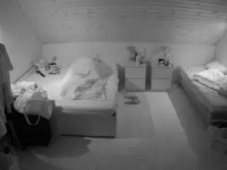 Camsoda Free Live Porn of voyeurcam-julmodels-greybed-3