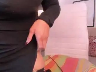 Camsoda Sex Chat of cloe-adams